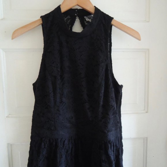 Hollister Black Lace Overlay High Neck Sleeveless Dress M - Picture 3 of 11
